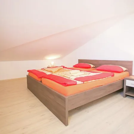 Sara 1 Apartment